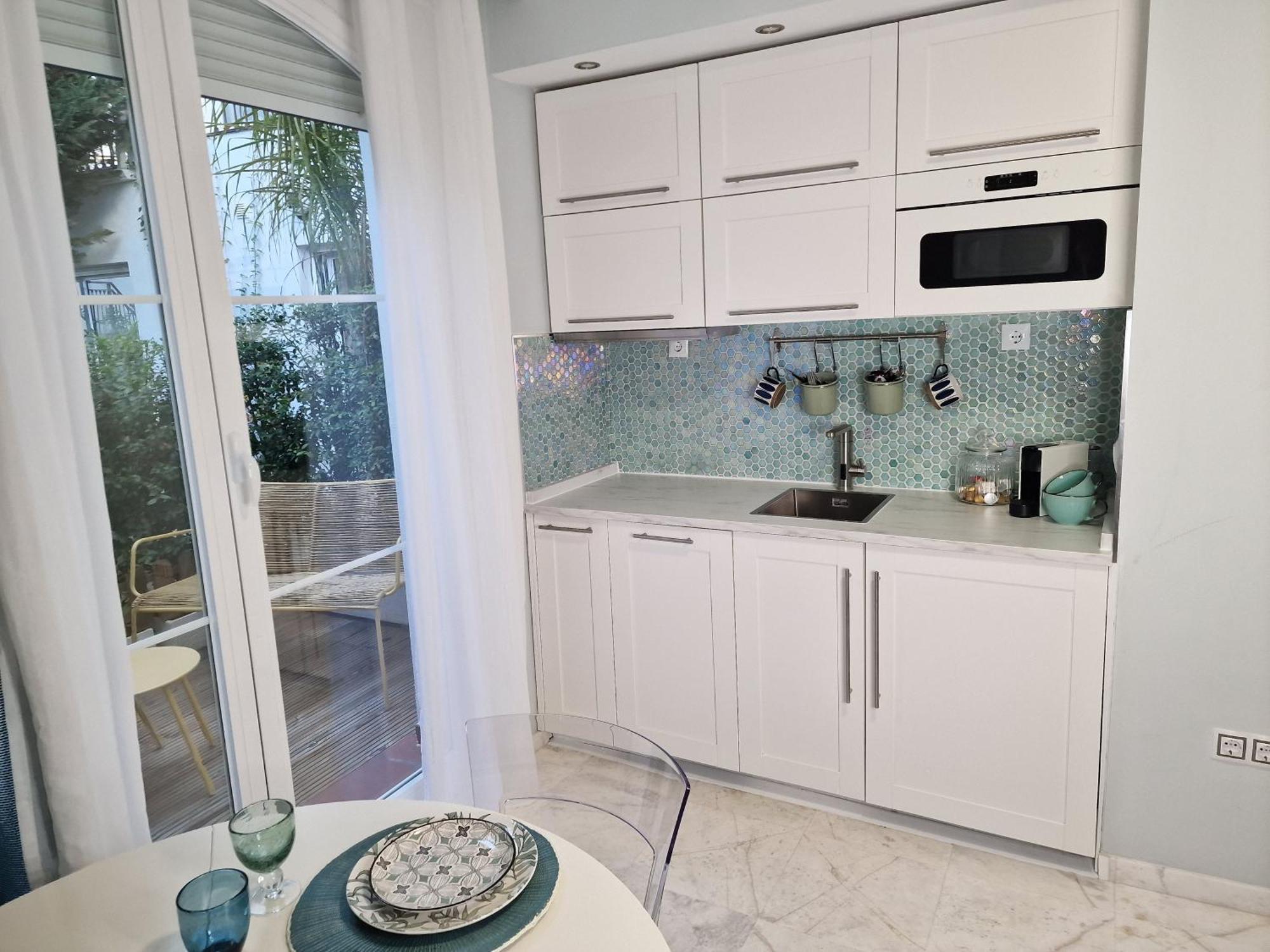 Sun & Palms - Cozy Flat In Quiet Neighbourhood With A Great Pool Area Apartament *